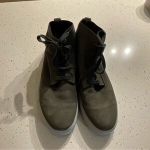 Blackstone Men's Dark Gray Chukka Boots